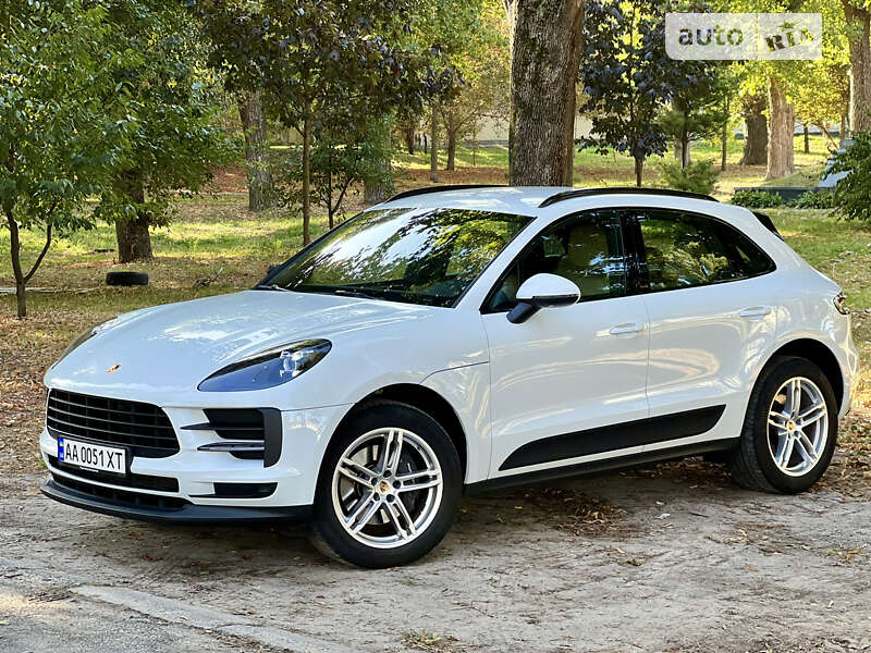 Porsche Macan (2019)