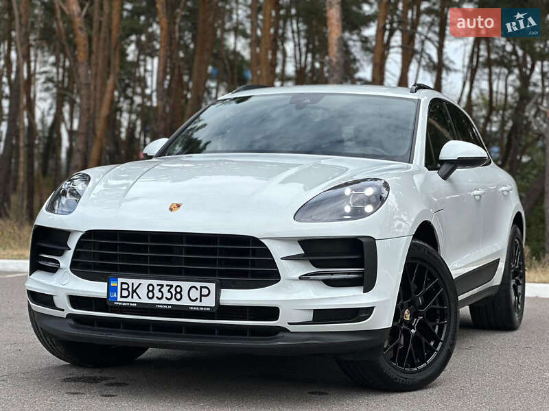Porsche Macan (2021)