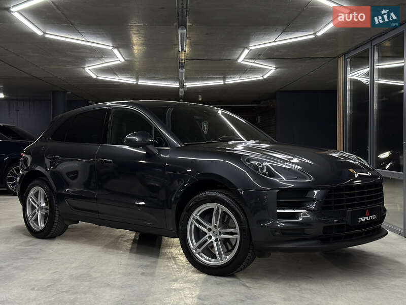 Porsche Macan (2019)