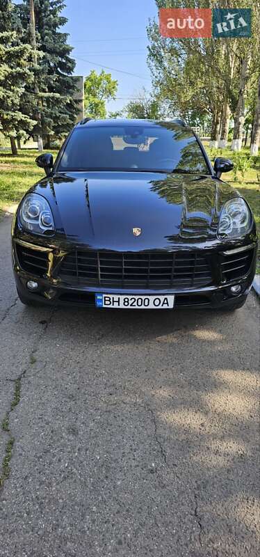 Porsche Macan (2014)