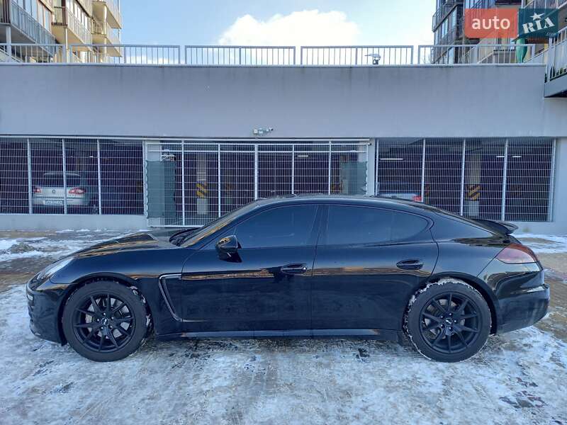Porsche Panamera (2013)