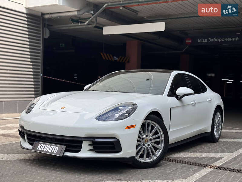 Porsche Panamera (2019)