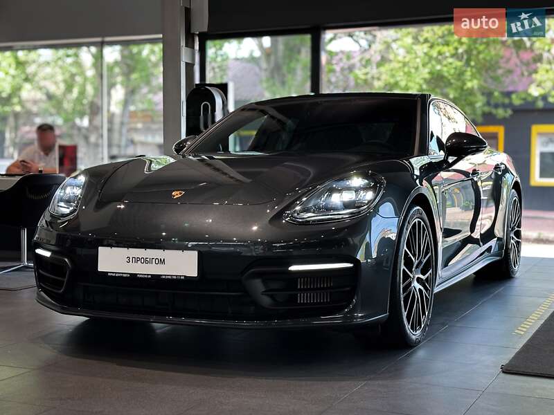 Porsche Panamera (2021)