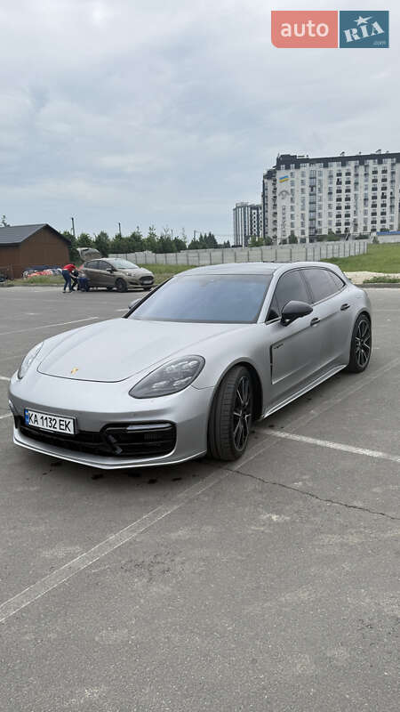 Porsche Panamera (2018)