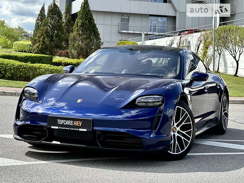 Porsche Taycan (2020)