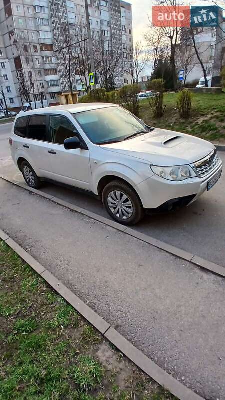 Subaru Forester (2011)