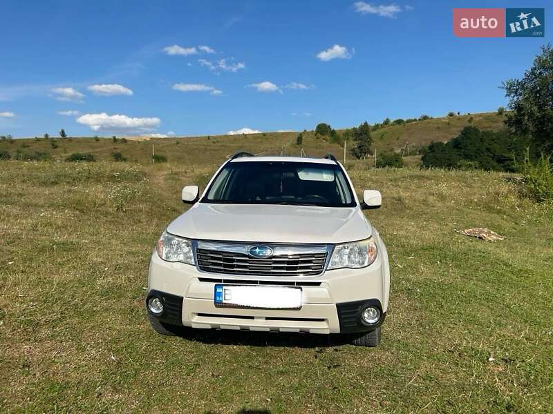 Subaru Forester (2010)