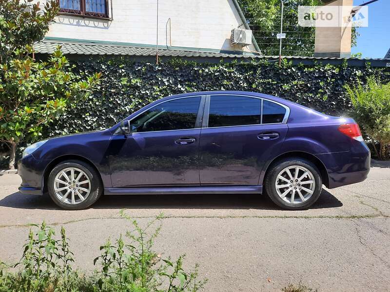Subaru Legacy (2010)