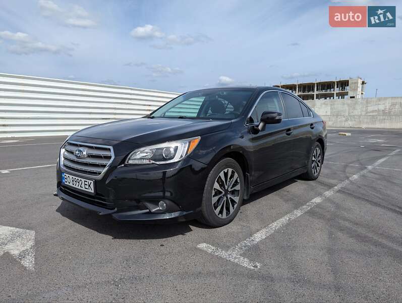 Subaru Legacy (2015)