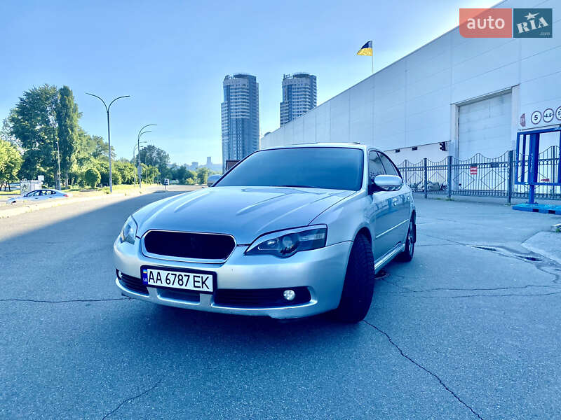 Subaru Legacy (2004)