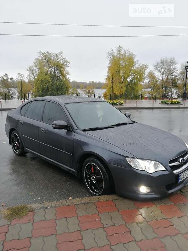 Subaru Legacy (2008)