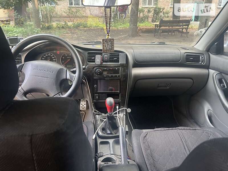 Subaru Legacy (2002)