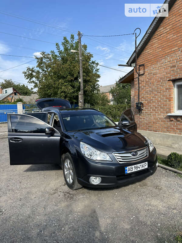 Subaru Legacy (2010)
