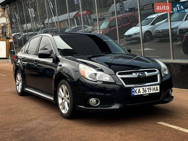 Subaru Legacy (2014)