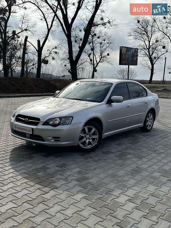 Subaru Legacy (2005)