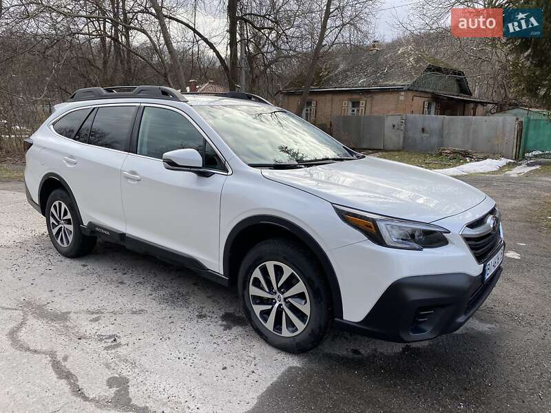 Subaru Outback (2022)