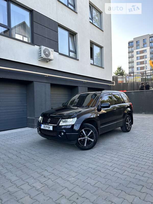 Suzuki Grand vitara (2008)