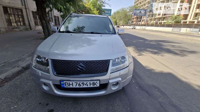 Suzuki Grand vitara (2008)