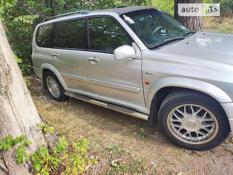 Suzuki Grand vitara (2005)