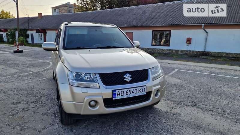Suzuki Grand vitara (2008)