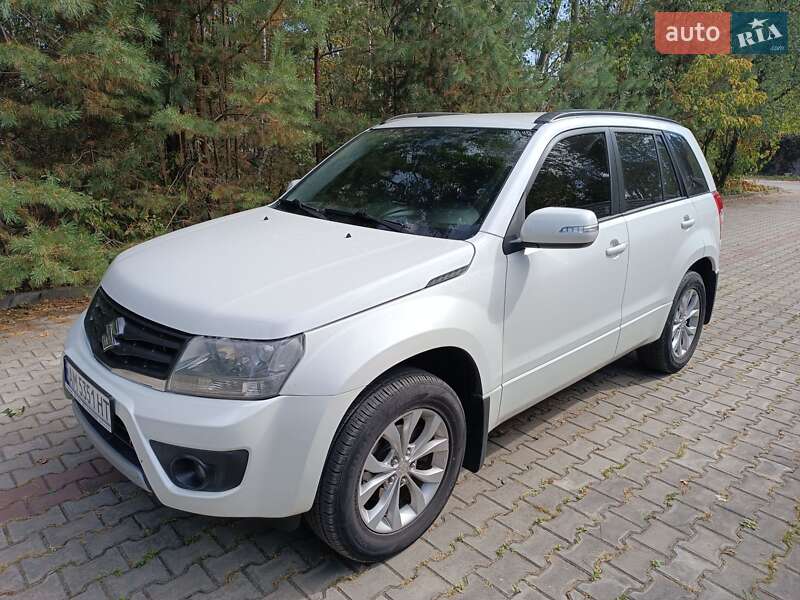 Suzuki Grand vitara (2013)