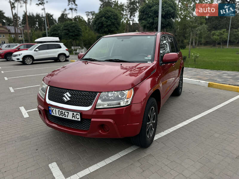 Suzuki Grand vitara (2011)