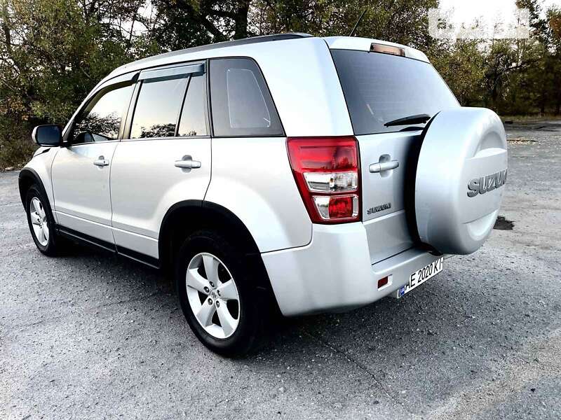 Suzuki Grand vitara (2010)
