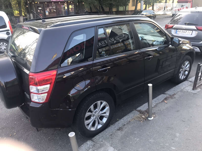 Suzuki Grand vitara (2013)