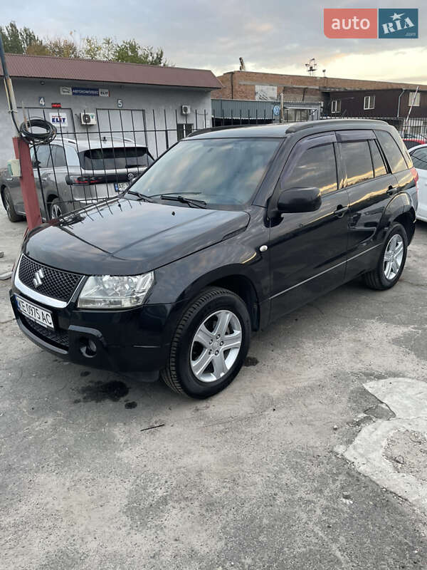 Suzuki Grand vitara (2008)