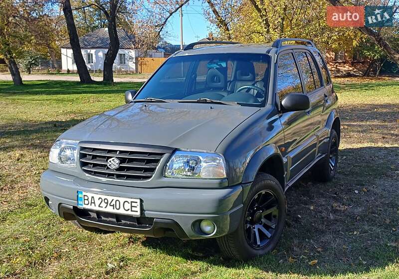 Suzuki Grand vitara (2004)