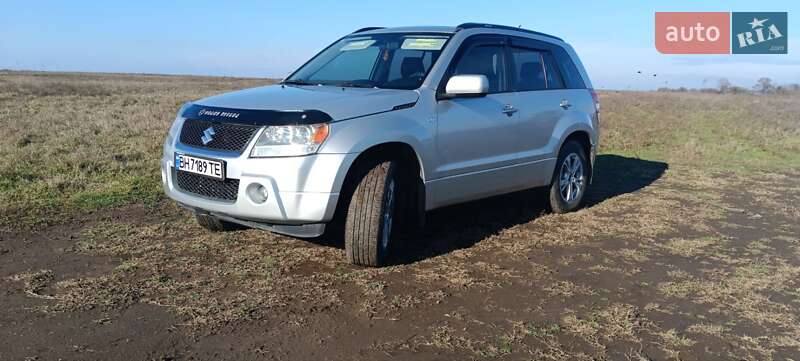 Suzuki Grand vitara (2006)