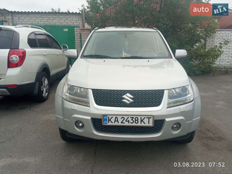 Suzuki Grand vitara (2009)