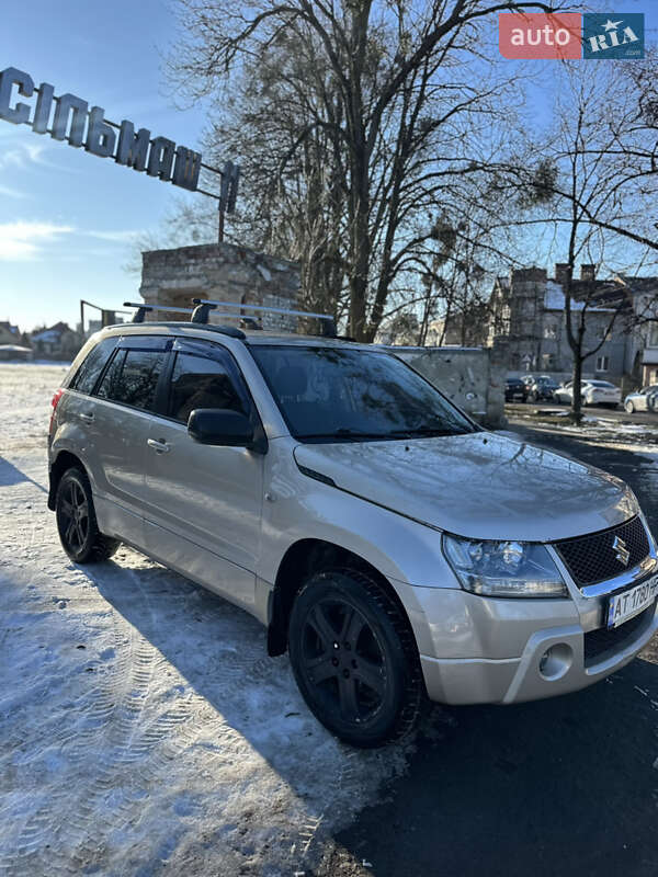 Suzuki Grand vitara (2006)