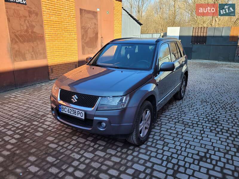 Suzuki Grand vitara (2005)