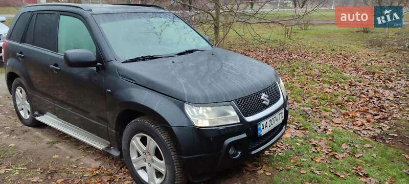 Suzuki Grand vitara (2006)