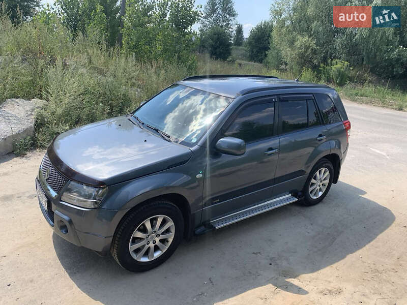 Suzuki Grand vitara (2007)