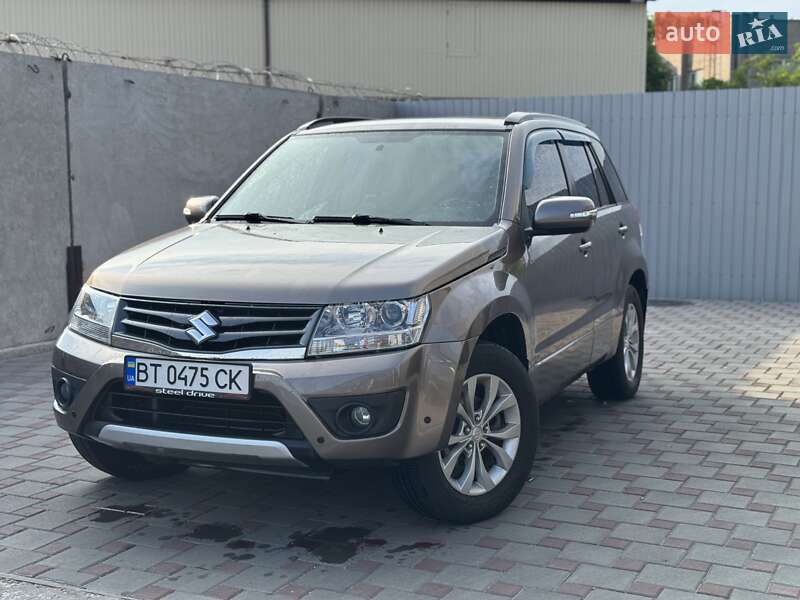 Suzuki Grand vitara (2016)
