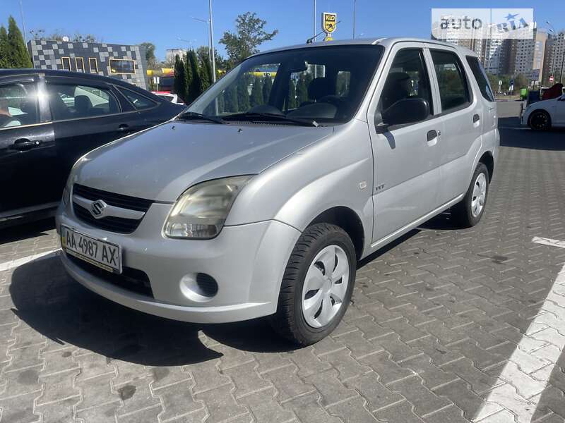 Suzuki Ignis (2005)