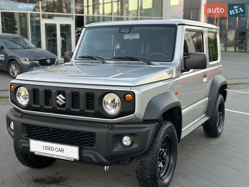 Suzuki Jimny (2023)