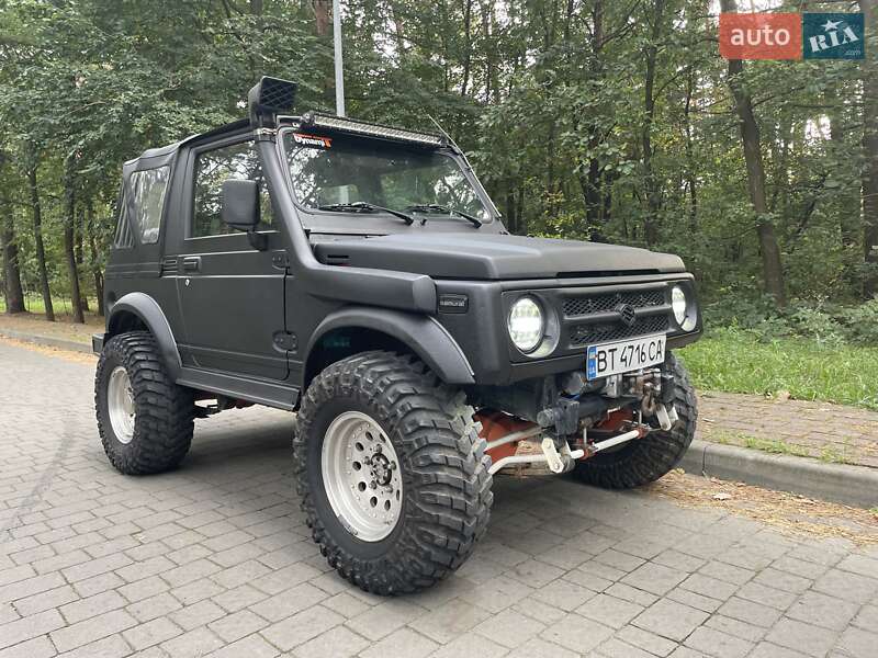 Suzuki Samurai (1997)