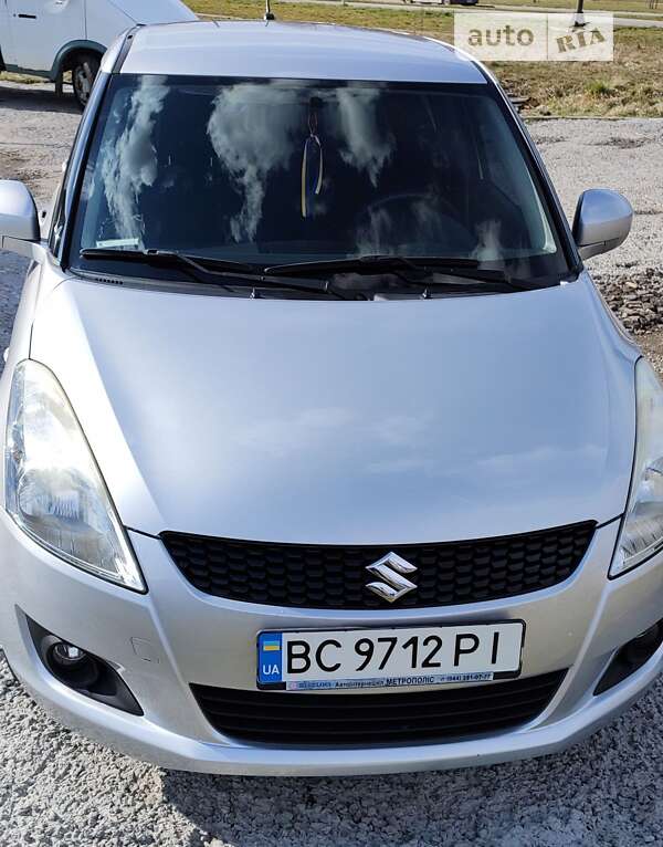 Suzuki Swift (2012)