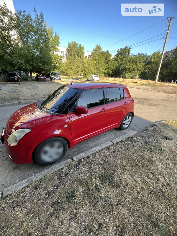 Suzuki Swift (2007)