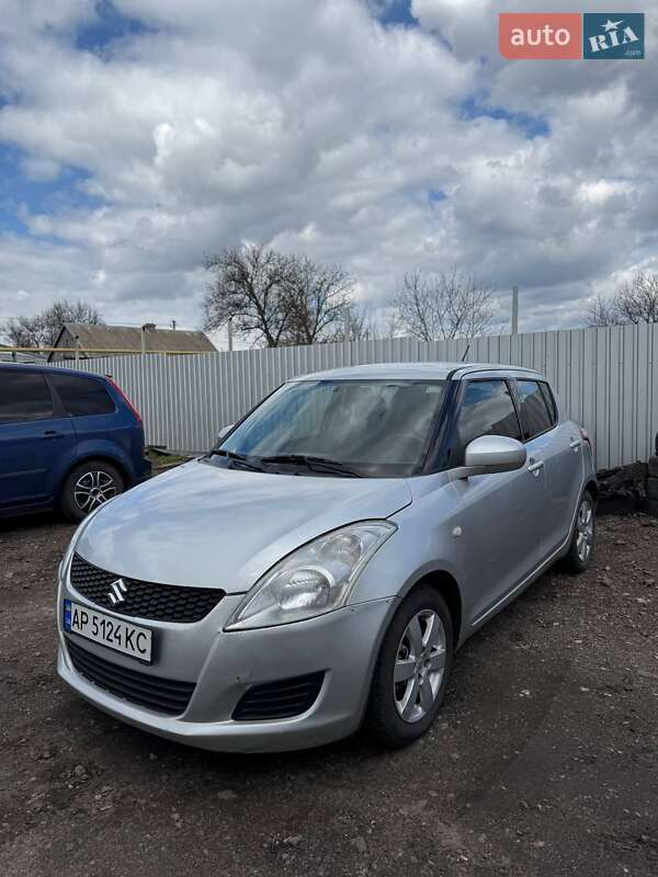 Suzuki Swift (2011)