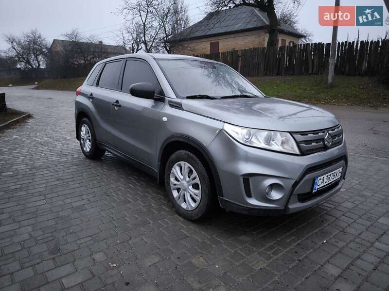 Suzuki Vitara (2016)