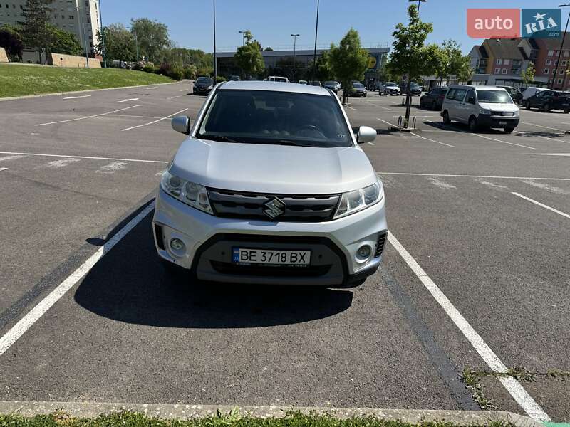Suzuki Vitara (2015)