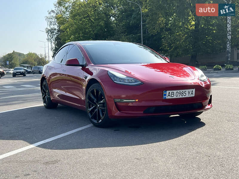 Tesla Model 3 (2020)