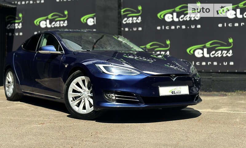 Tesla Model s (2016)