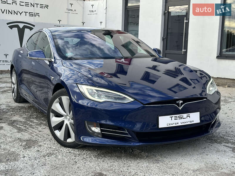 Tesla Model s (2020)