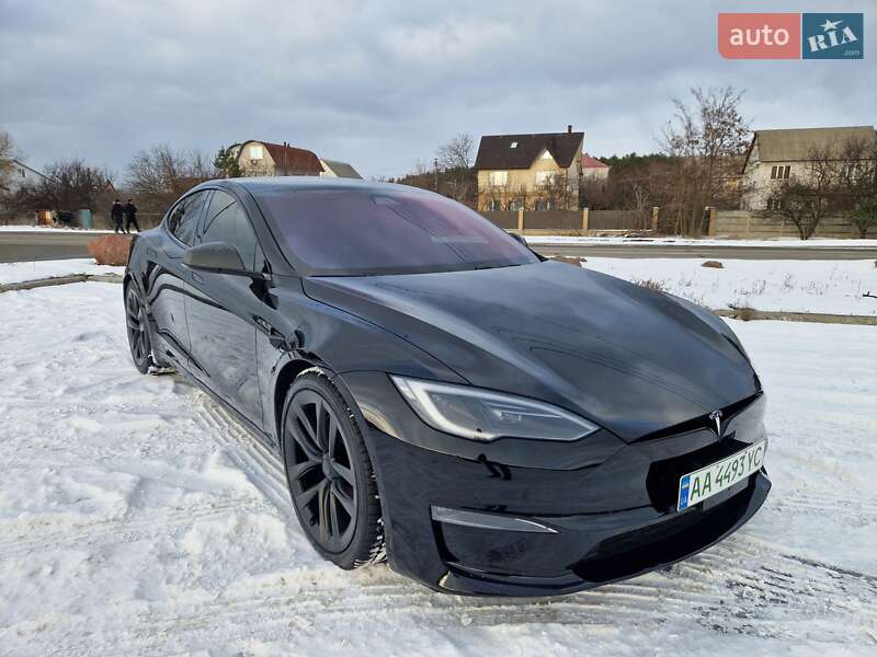 Tesla Model s (2022)