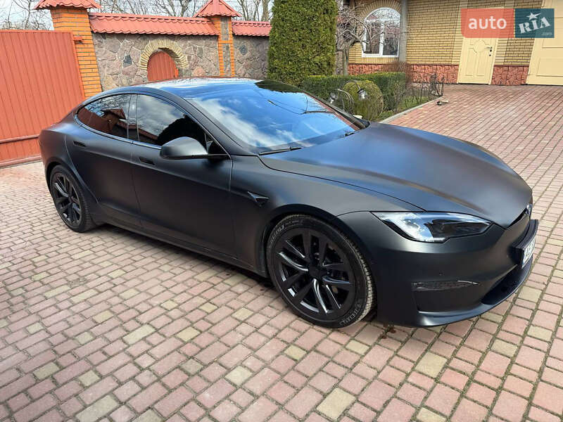 Tesla Model s (2022)